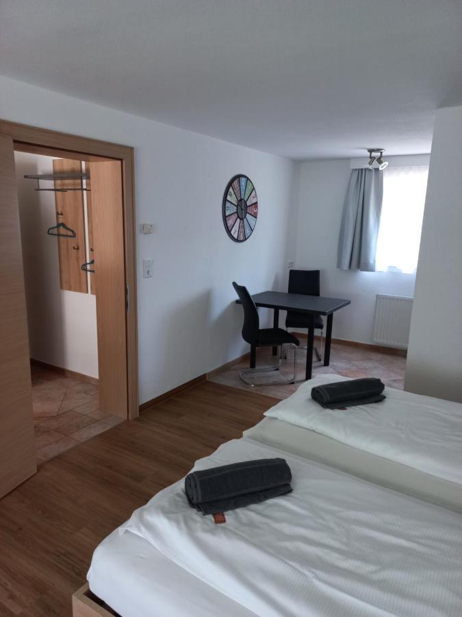 Gaestehaus Friedl Імст Екстер'єр фото